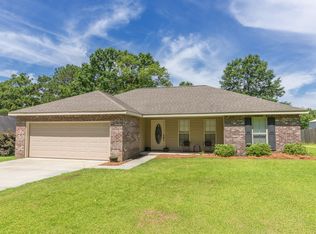 377 Ryan Rd, Hattiesburg, MS 39401