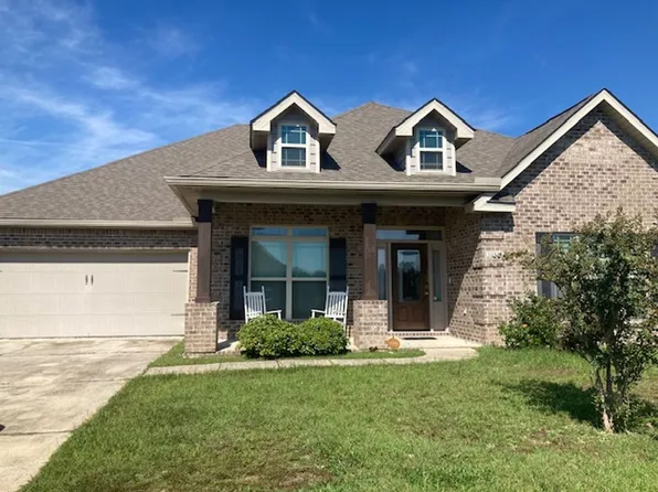 10514 Chapelwood Dr, Gulfport, MS 39503