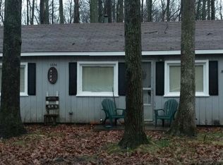 1224 Russell St, Harrison, MI 48625
