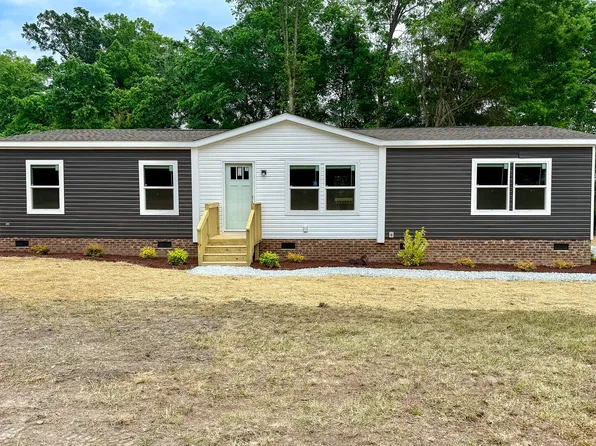 37 Somerset Church Rd, Roxboro, NC 27573