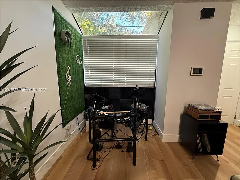 1812 Adventure Pl #1812 — Photo 4