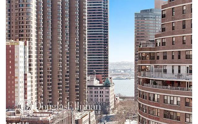 Sold by Douglas Elliman | media 13