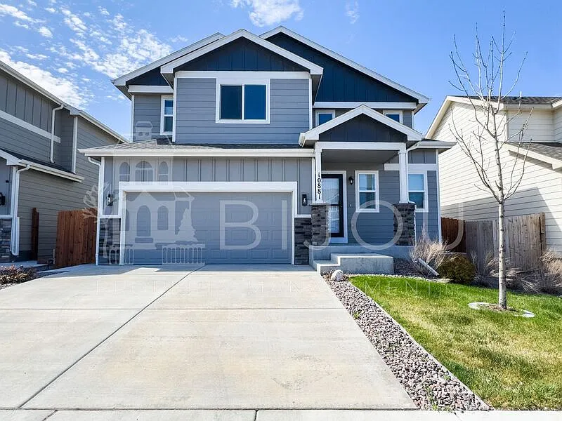 10881 Aliso Dr