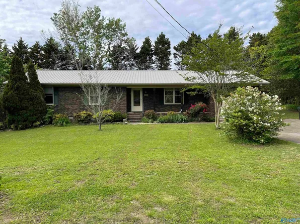 104 Alexander Rd, Gadsden, AL 35903