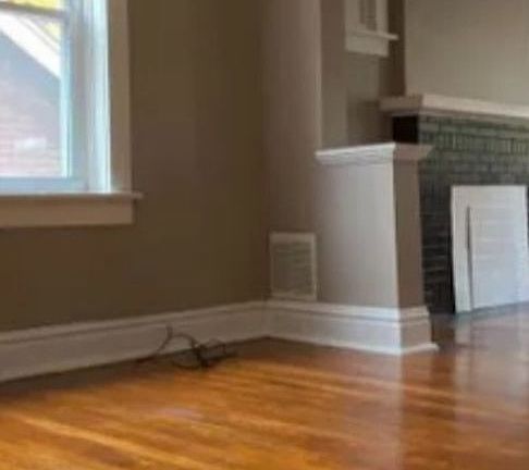 4th image of 4628 S Compton Ave #2F-A