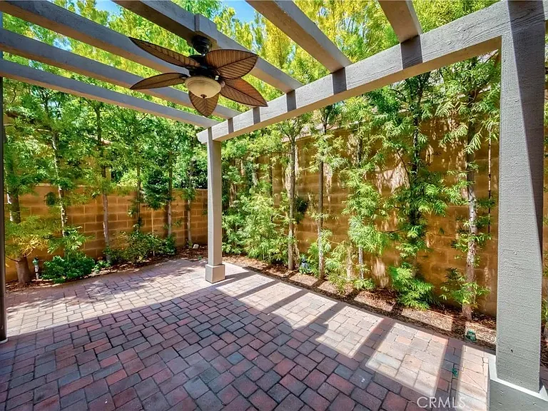 30 Larkfield — Photo 11