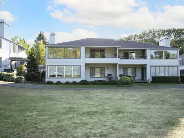 31836 SW Fairway Village Loop, Wilsonville, OR 97070
