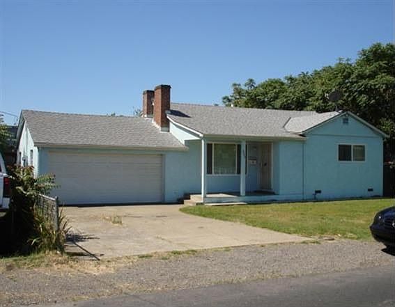 1st image of 2323 Evergreen Ave