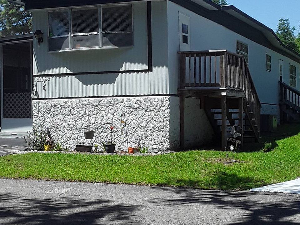 1st image of 2828 NE 49th Ave #68