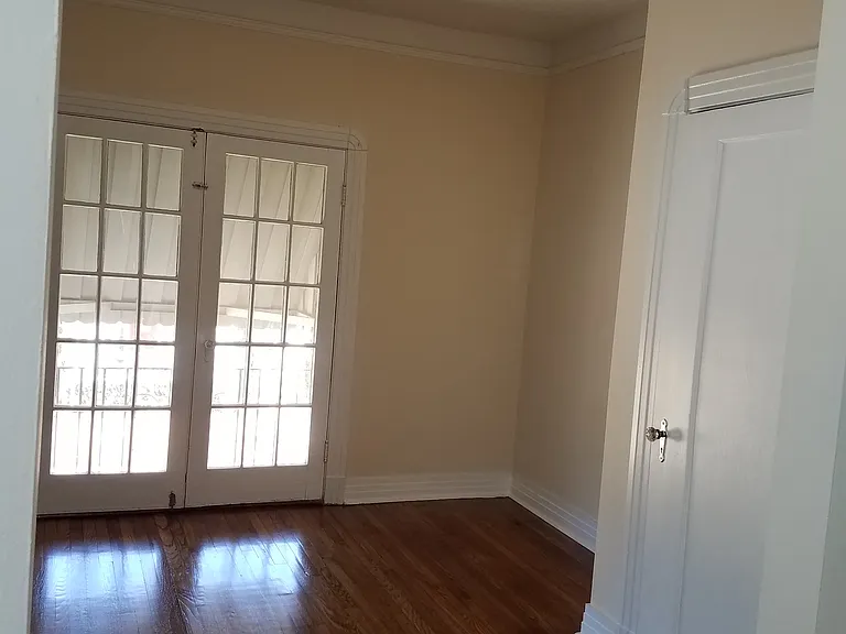 Office with lots of light