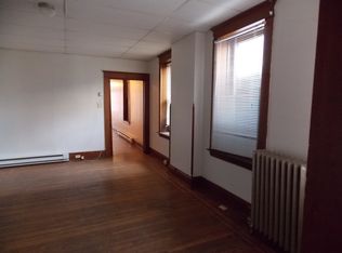 227 Carlisle St APT 2, Hanover, PA 17331