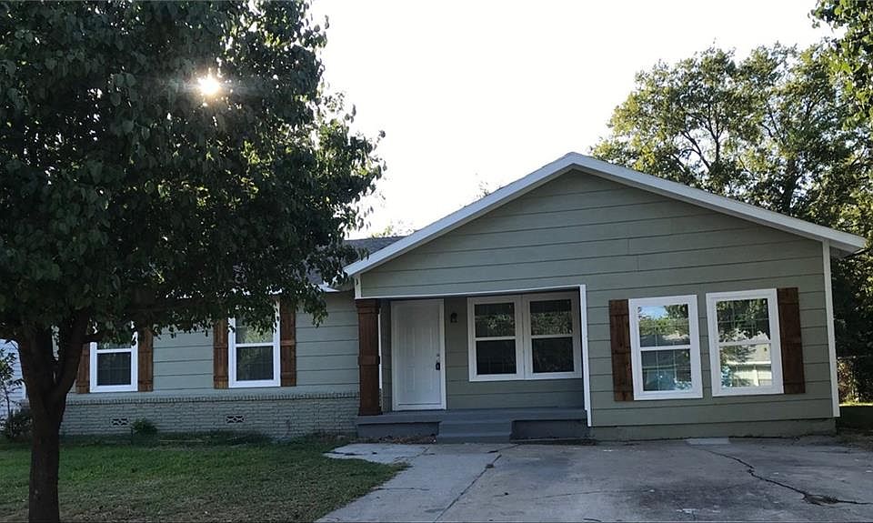 1st image of 3513 Beverly Dr