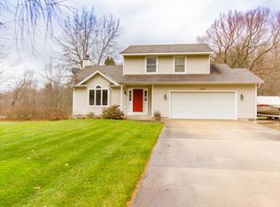 13229 Forest Park Dr, Grand Haven, MI 49417