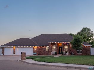 4324 Springwood Dr, Clovis, NM 88101