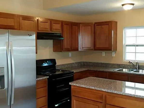 3214 Bapaume Ave, Norfolk, VA 23509