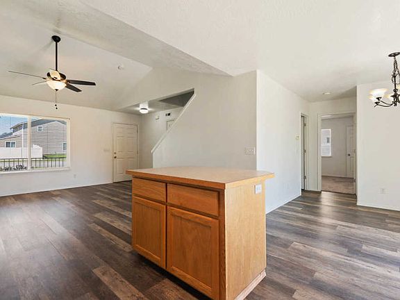5th image of 3011 E Lapis Ave