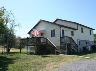113 Lizardville Rd, Mill Hall, PA 17751