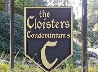 121 Inverness Ct, Kalamazoo, MI 49006