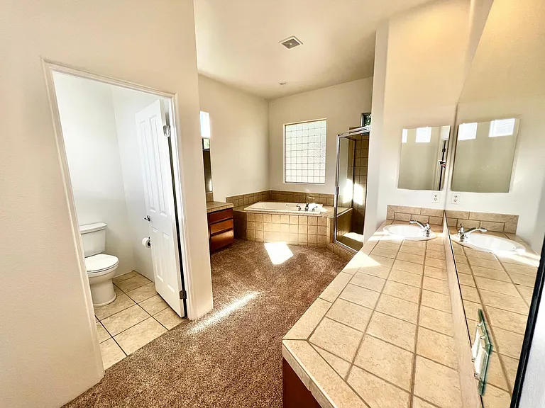 40921 Hovley Ct — Photo 16