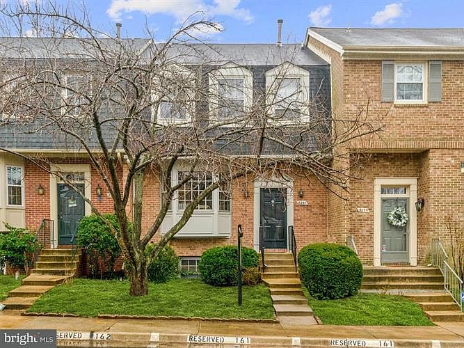 1st image of 8237 Cedar Landing Ct