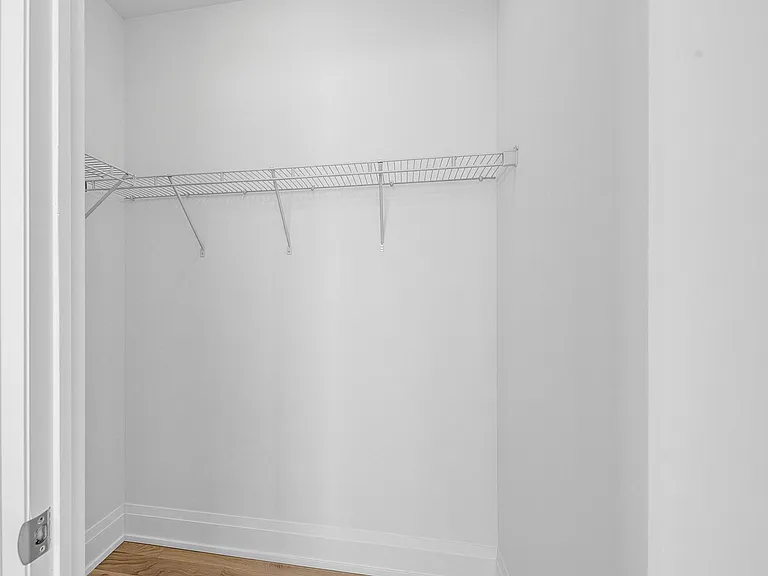 27 Korda Gate #Penthouse 107 — Photo 23