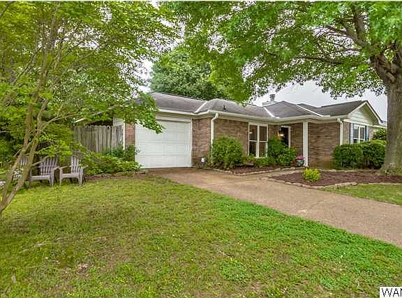 2nd image of 1043 Vineyards Dr