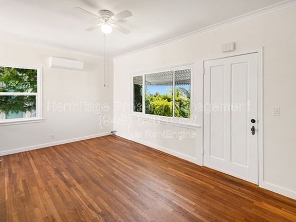 3rd image of 564 Cliff Dr Unit 6