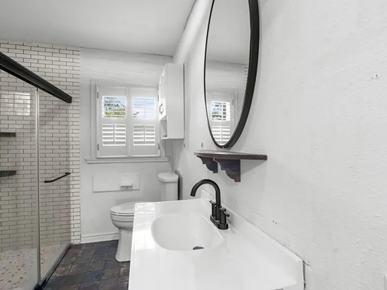 925 Prescott St — Photo 9