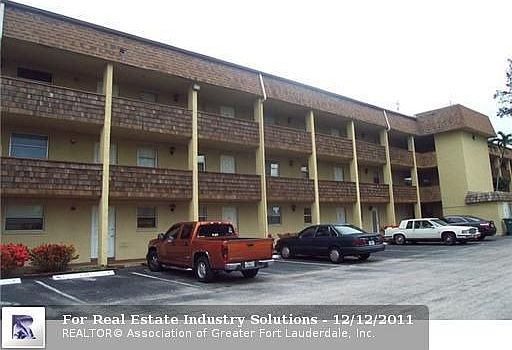 5th image of 5100 SW 64th Ave APT 105