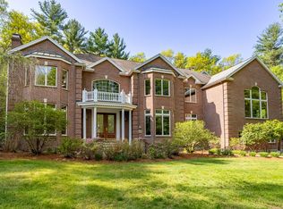 17 Barnes Pl, Carlisle, MA 01741