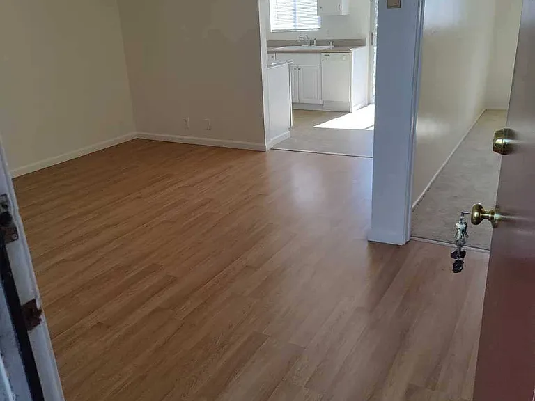 Bay Vista — Photo 8