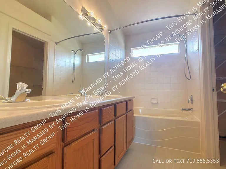3314 Castellon Dr — Photo 25