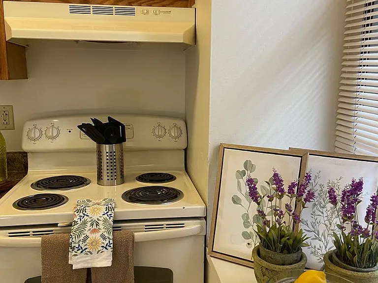 716 Washington Pl — Photo 27