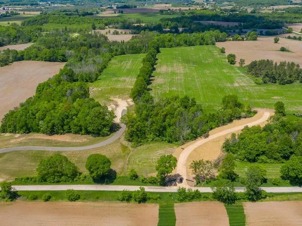 Lt6 East MORAINE DRIVE, Kewaskum, WI 53040