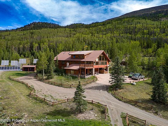 4th image of 4320 Forest Rd #503