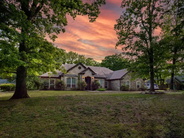 221 County Road 2308, Mineola, TX 75773