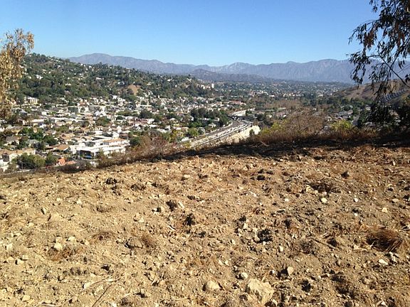 3rd image of 347 Von Keithian Ave