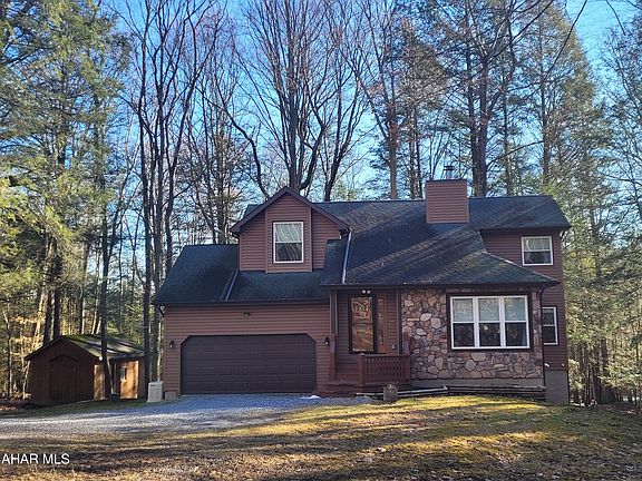 3rd image of 203 Lark Ln
