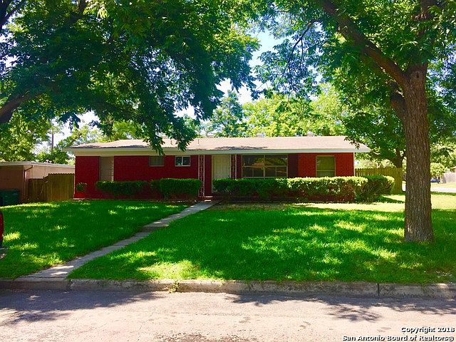 1st image of 242 Locknere Ln
