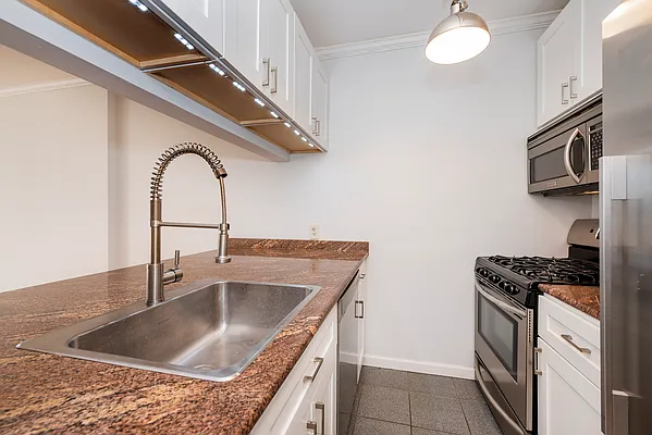 Rented by Brown Harris Stevens | media 16