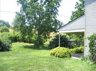 99 Brushy Run Rd, Versailles, KY 40383