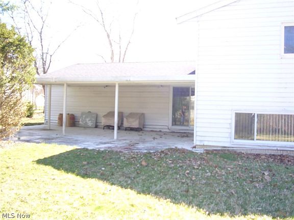 3rd image of 32753 Arlesford Dr