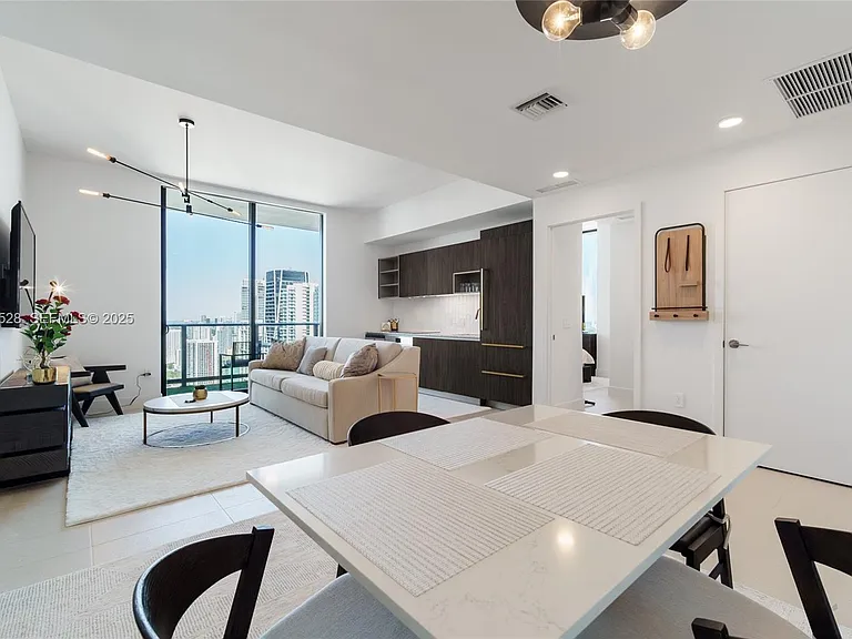 601 NE 1st Ave #Penthouse 5001 — Photo 18