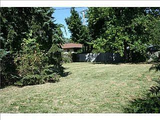 2nd image of 289 Brookhaven Dr W