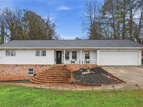 93 Gloster Rd SW, Lawrenceville, GA 30044