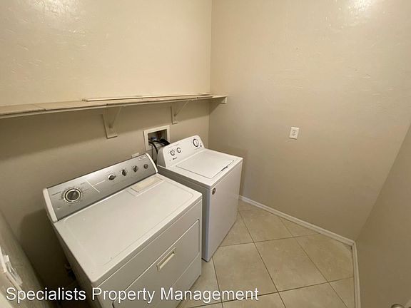 4th image of 7233 Bocaire Dr