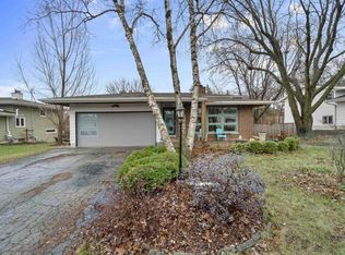 1105 Bay Ridge Rd, Madison, WI 53716