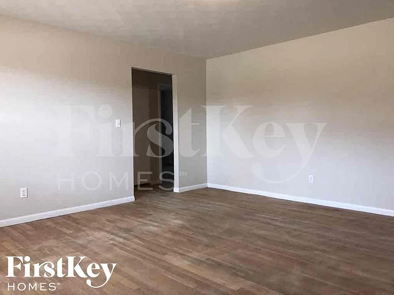 4420 Santa Fe Ct — Photo 6