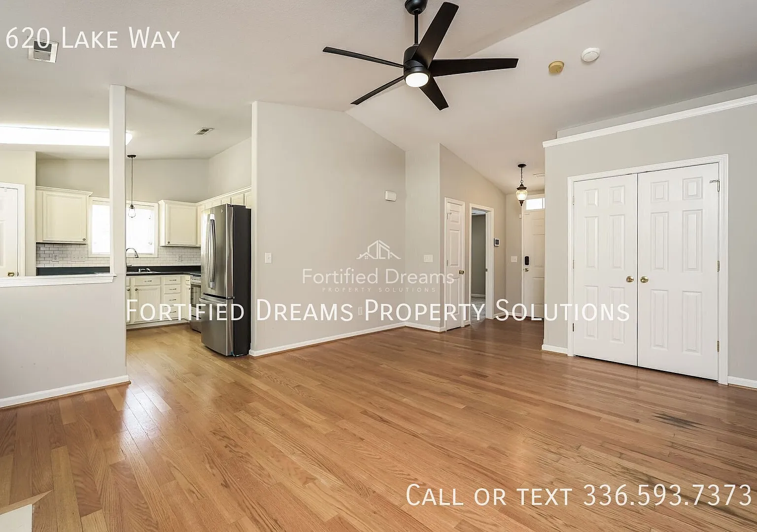 Cozy 3-Bedroom Home with a Fireplace and Yard in Convenient Kernersville!! — Photo 3