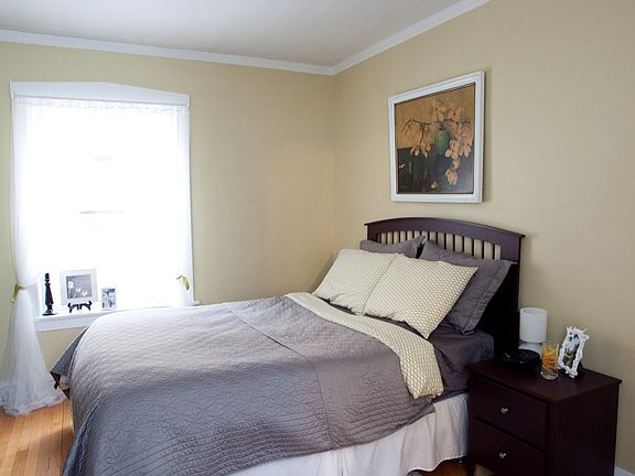 4th image of 1952 W Wilson Ave APT 3AA